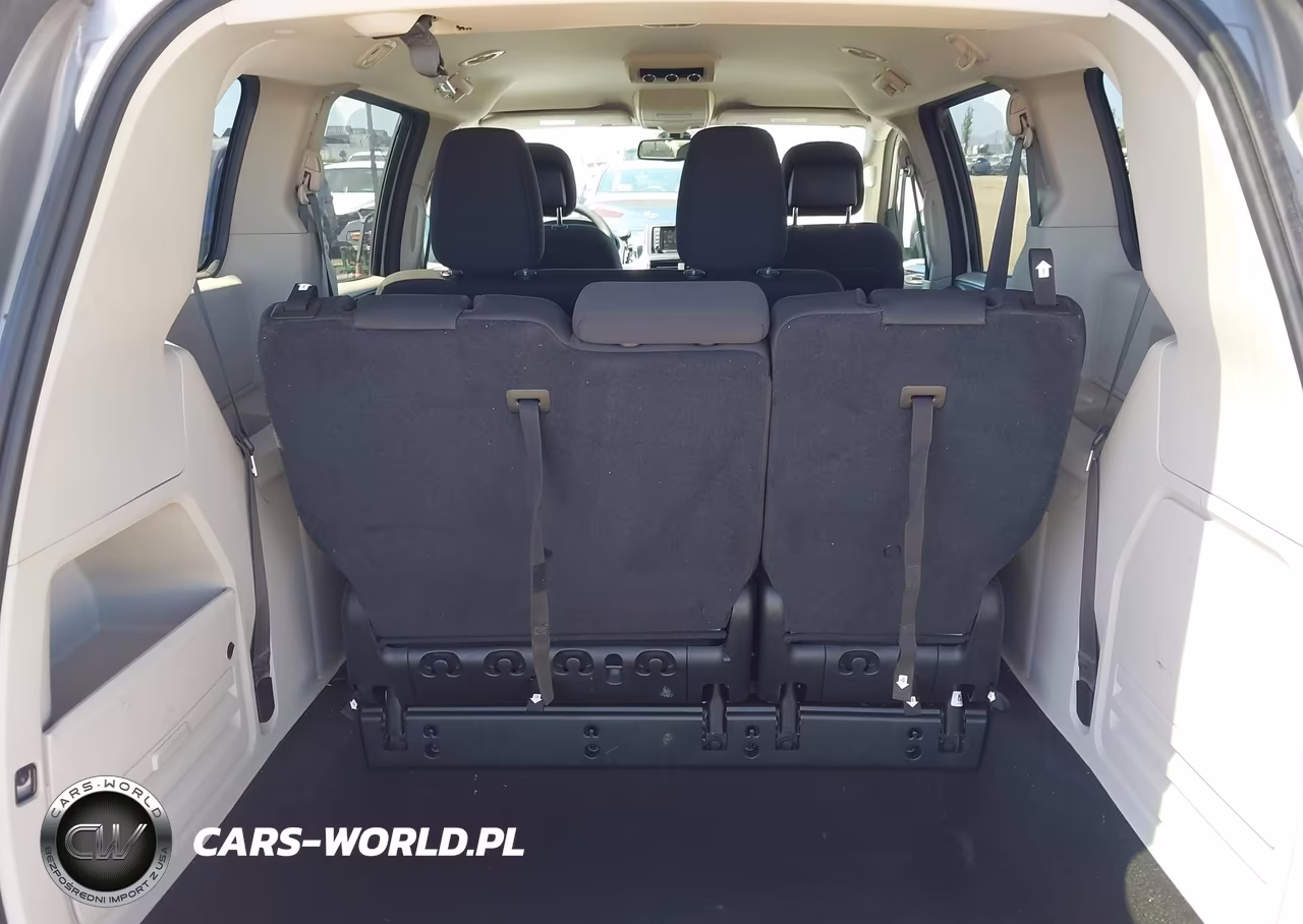 2018 Dodge Grand Caravan Se VIN:2C4RDGBG2JR296516 - 12