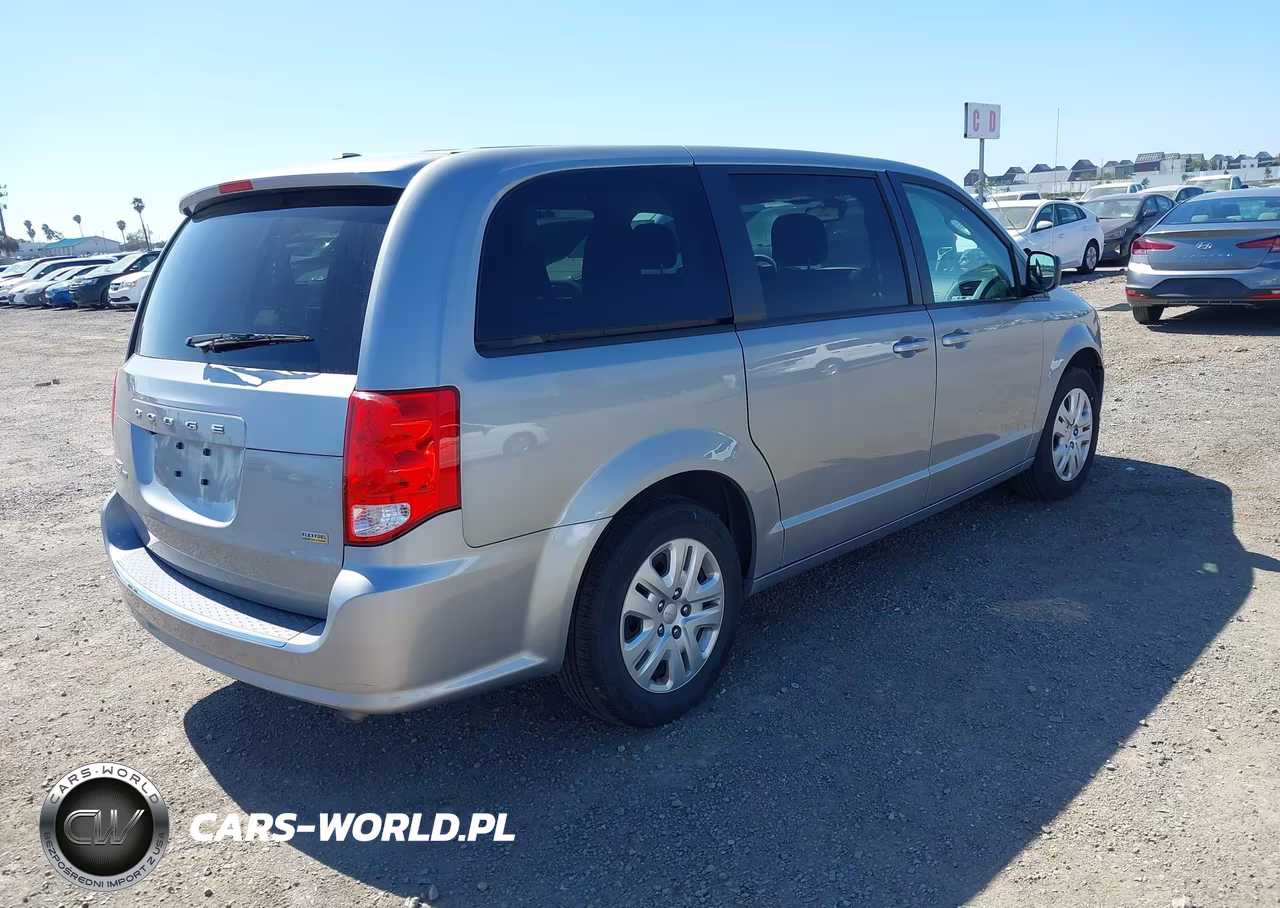2018 Dodge Grand Caravan Se VIN:2C4RDGBG2JR296516 - 4