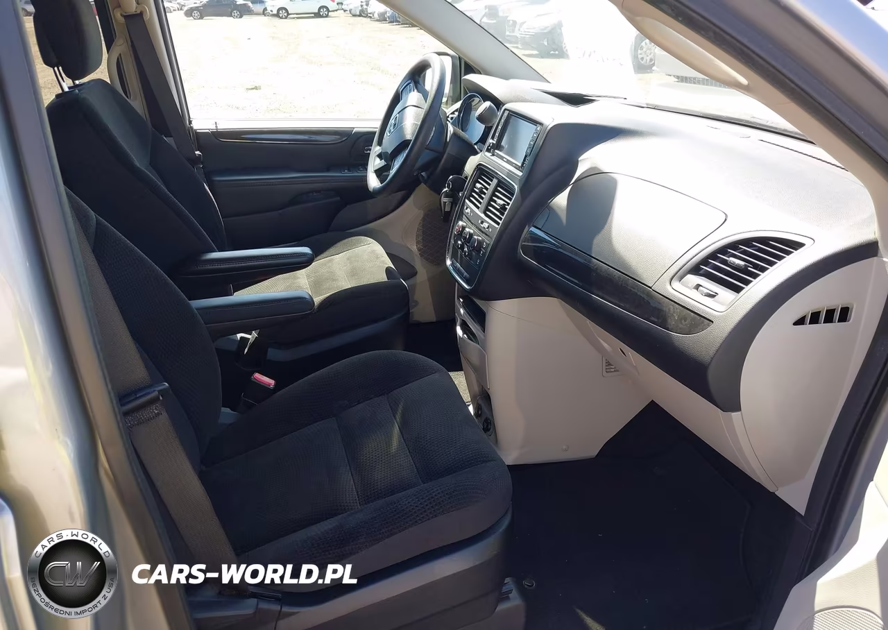 2018 Dodge Grand Caravan Se VIN:2C4RDGBG2JR296516 - 5