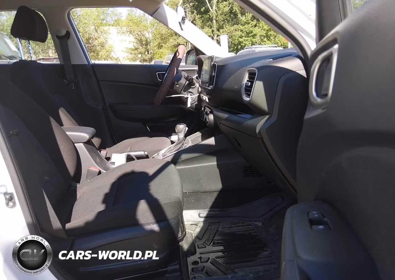 2025 Hyundai Venue Se VIN:KMHRB8A35SU385037 - 5