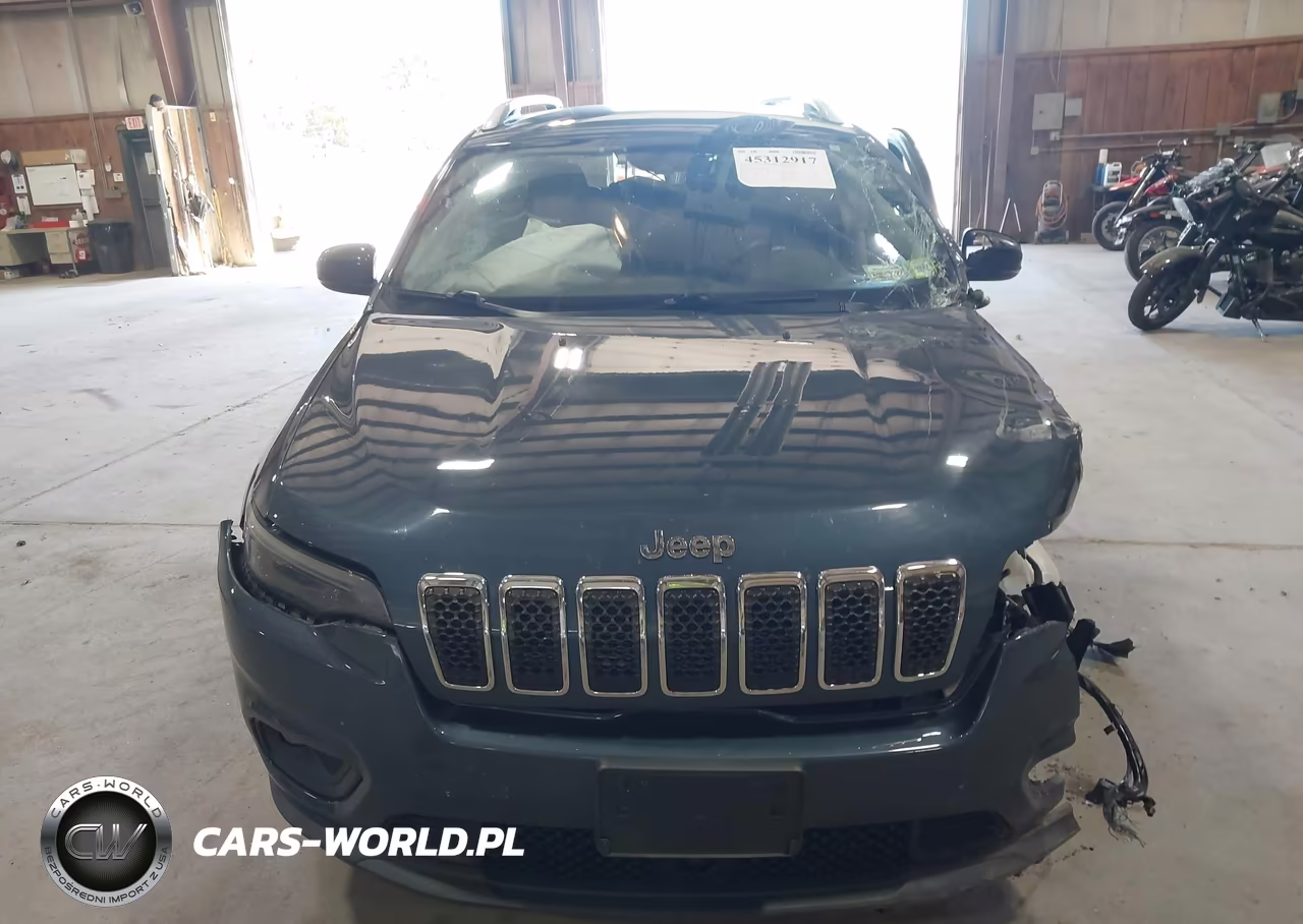 2020 Jeep Cherokee Latitude Plus 4X4 VIN:1C4PJMLB0LD610185 - 13