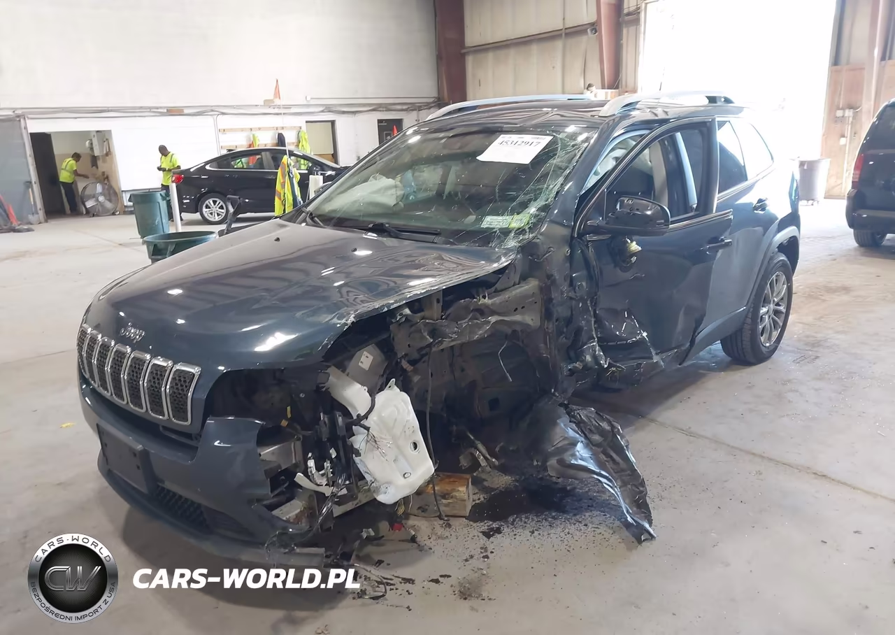 2020 Jeep Cherokee Latitude Plus 4X4 VIN:1C4PJMLB0LD610185 - 2