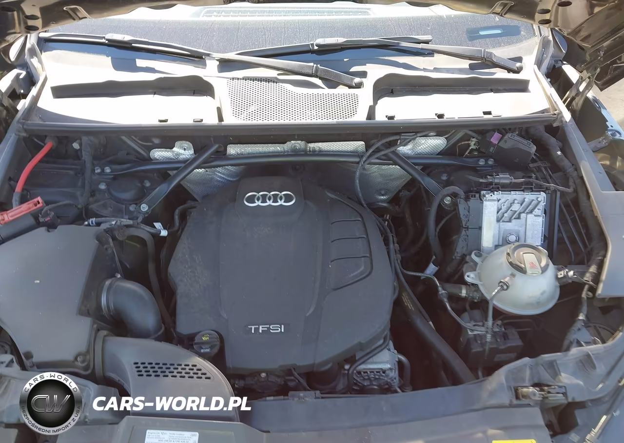 2019 Audi Q5 45 Premium VIN:WA1ANAFY7K2081377 - 10