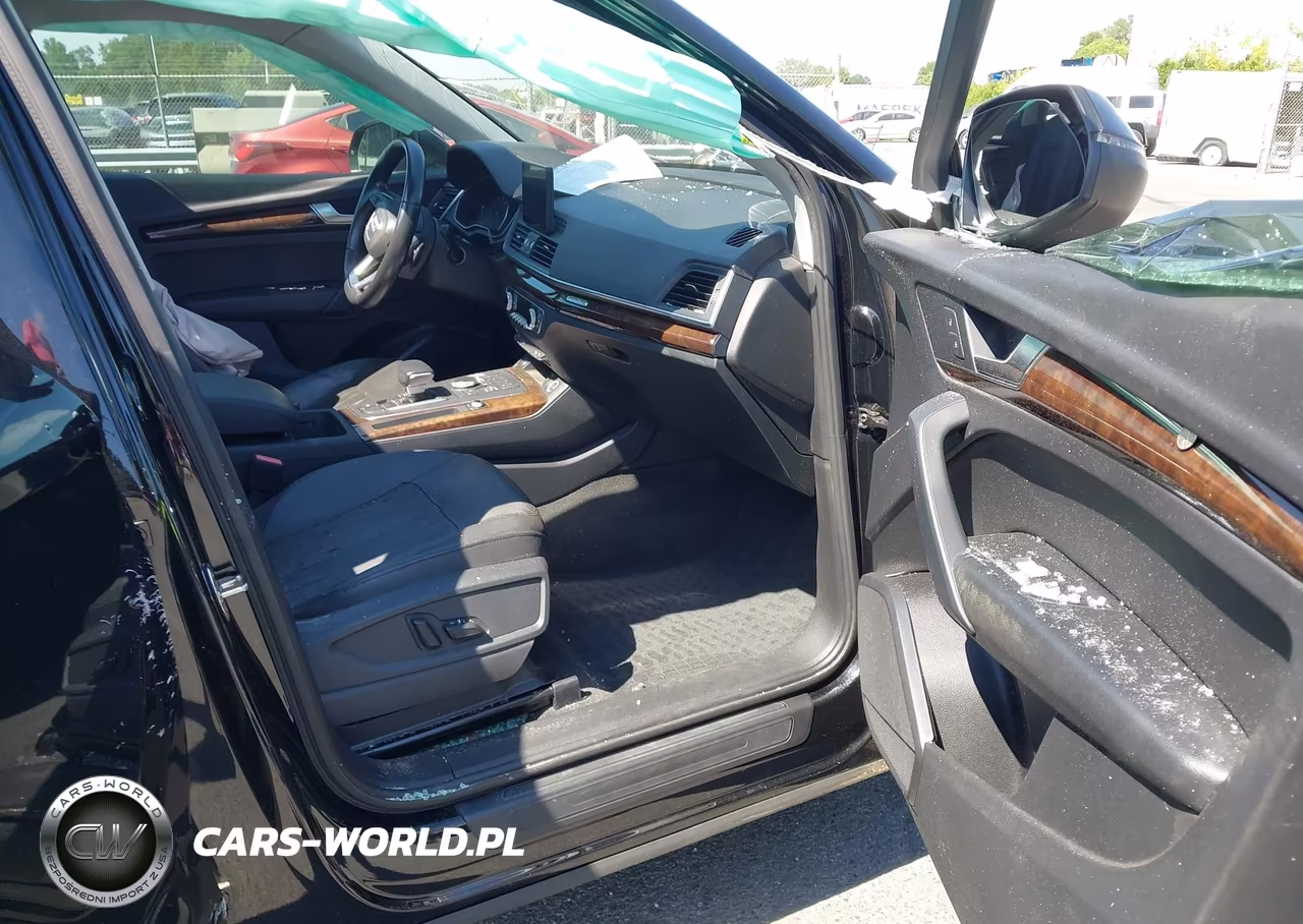 2019 Audi Q5 45 Premium VIN:WA1ANAFY7K2081377 - 5