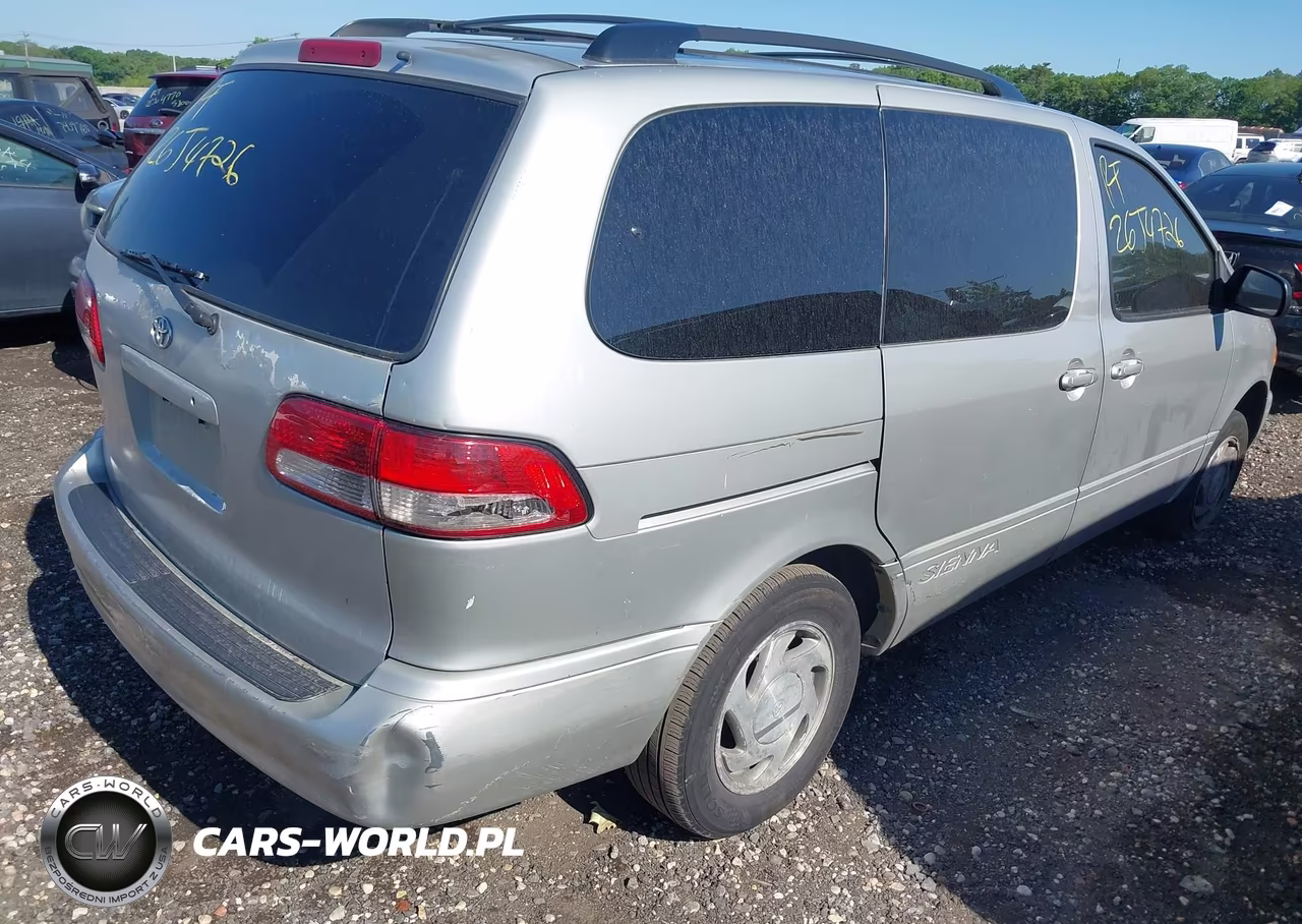 2003 Toyota Sienna Le VIN:4T3ZF13C13U538952 - 4