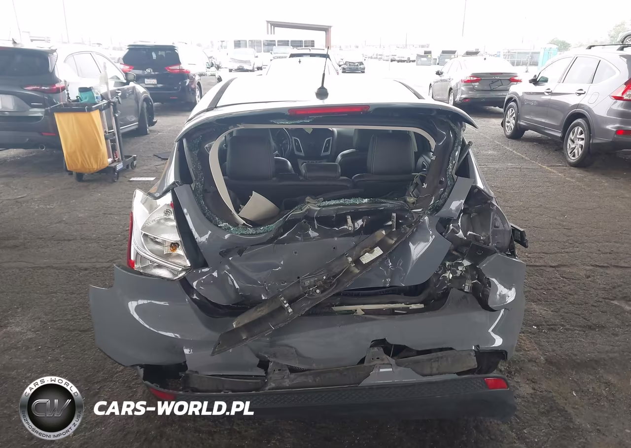 2013 Ford Focus Se VIN:1FADP3K22DL214382 - 17