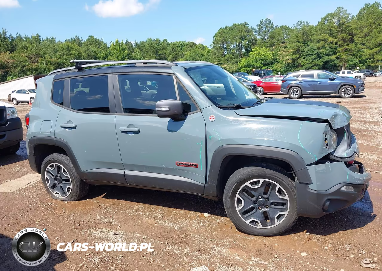 2015 Jeep Renegade Trailhawk VIN:ZACCJBCT0FPC17983 - 13