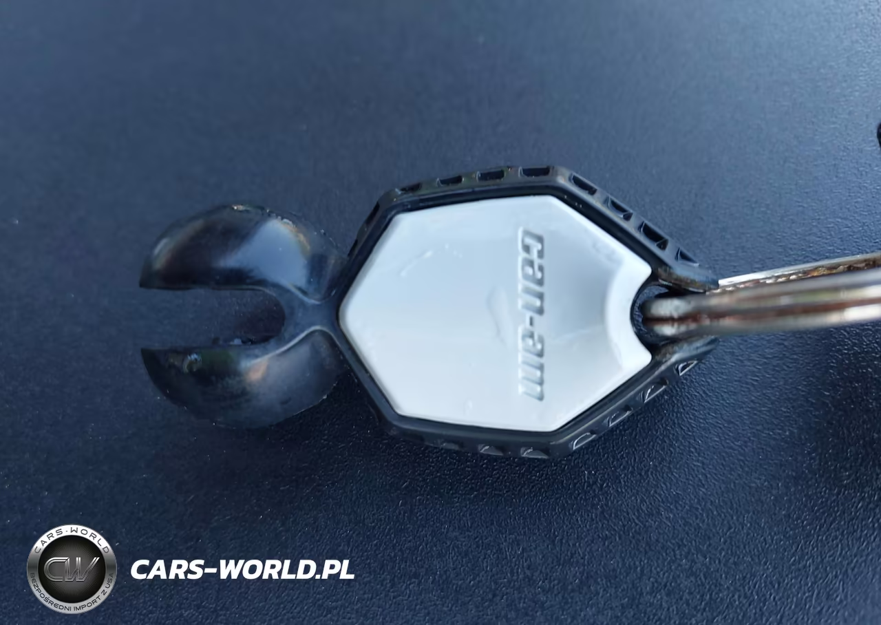 2022 Can-Am Renegade X Mr 1000R VIN:3JBMWAX44NJ001241 - 11