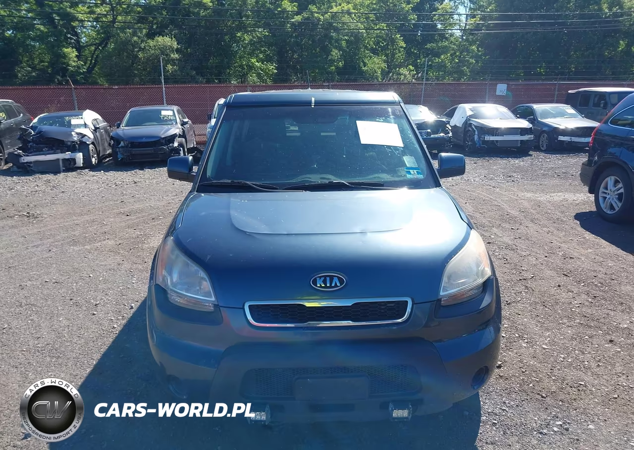 2011 Kia Soul + VIN:KNDJT2A20B7195602 - 13