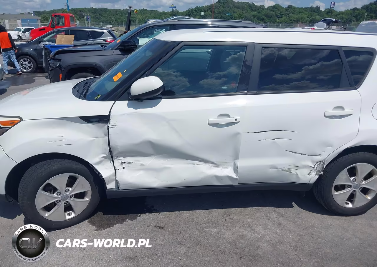 2014 Kia Soul VIN:KNDJN2A24E7111439 - 6