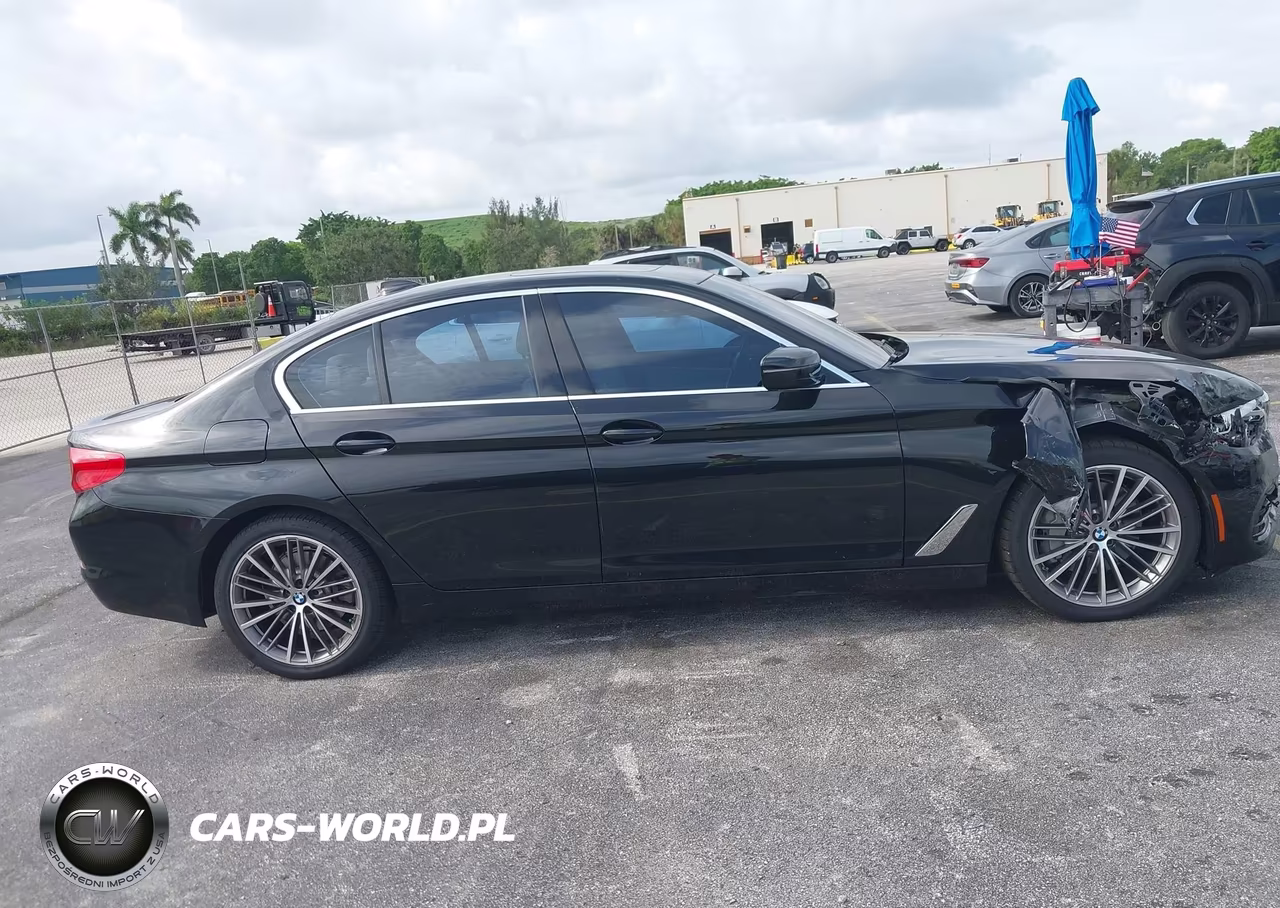 2019 BMW 530I VIN:WBAJA5C57KG900911 - 13