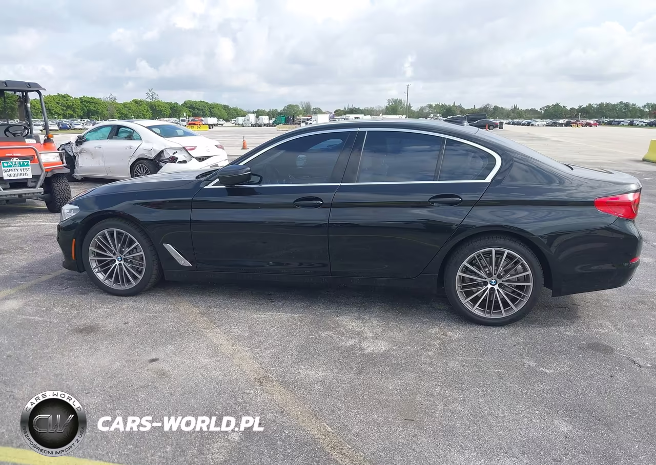 2019 BMW 530I VIN:WBAJA5C57KG900911 - 14