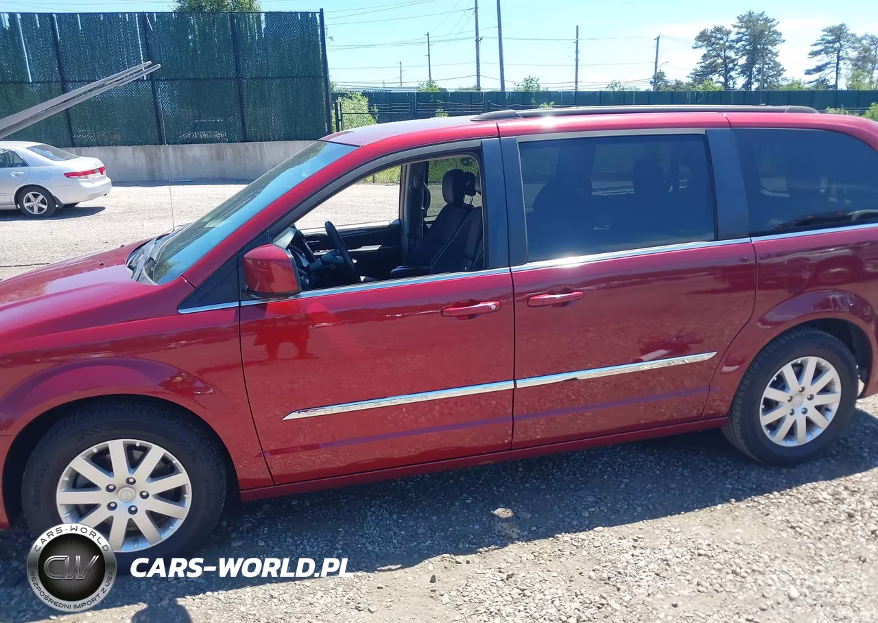 2016 Chrysler Town & Country Touring VIN:2C4RC1BG3GR199740 - 14