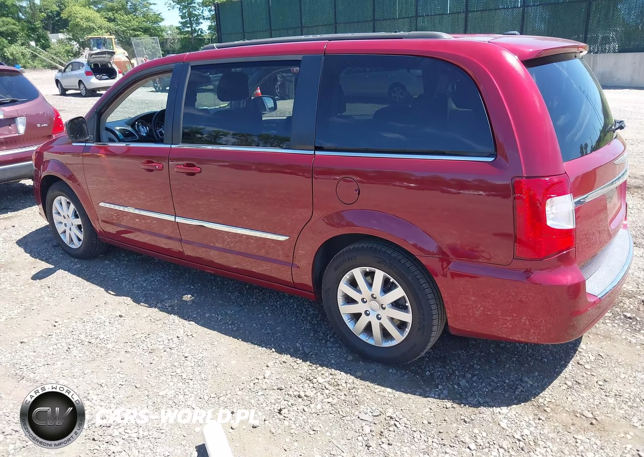 2016 Chrysler Town & Country Touring VIN:2C4RC1BG3GR199740 - 3