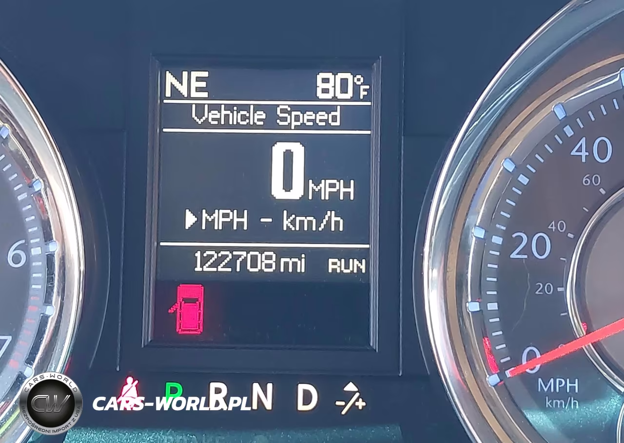 2016 Chrysler Town & Country Touring VIN:2C4RC1BG3GR199740 - 7