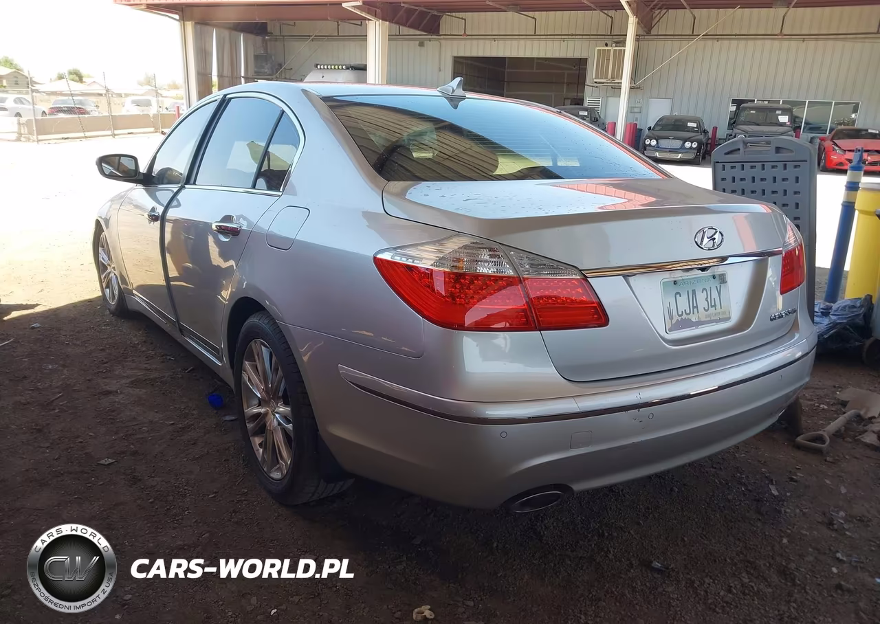 2011 Hyundai Genesis 4.6 VIN:KMHGC4DF3BU129398 - 3