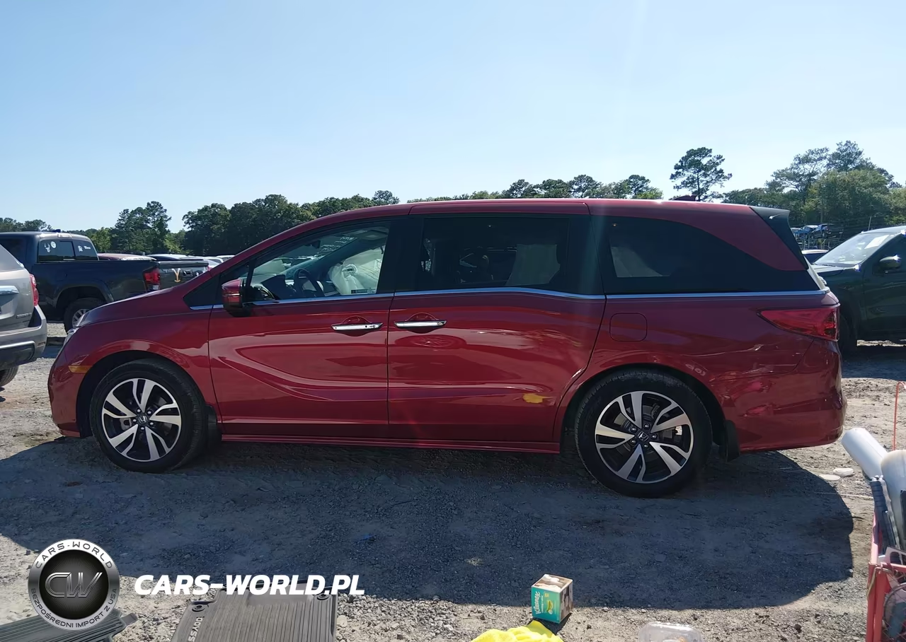 2023 Honda Odyssey Touring VIN:5FNRL6H83PB024834 - 14