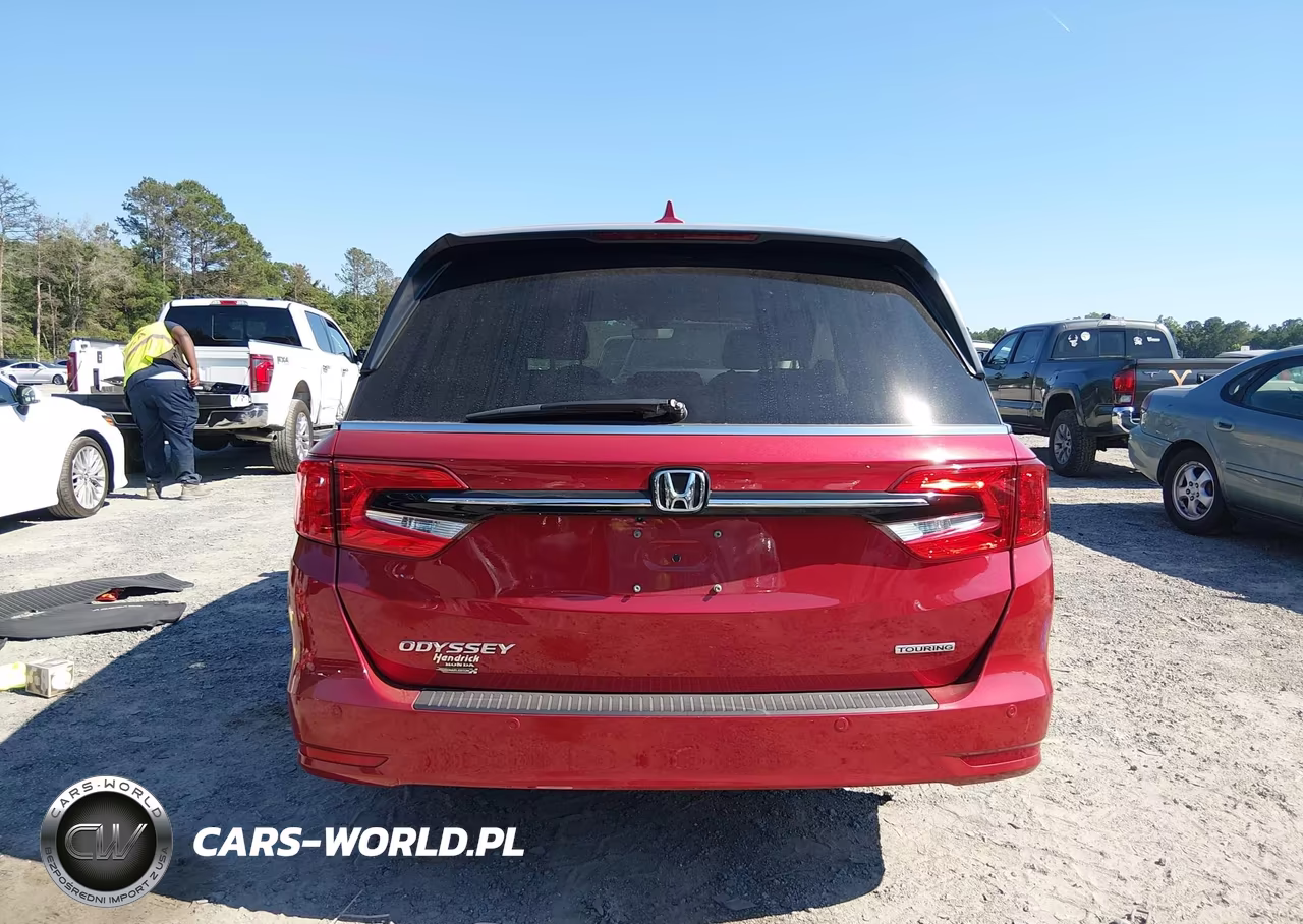 2023 Honda Odyssey Touring VIN:5FNRL6H83PB024834 - 16