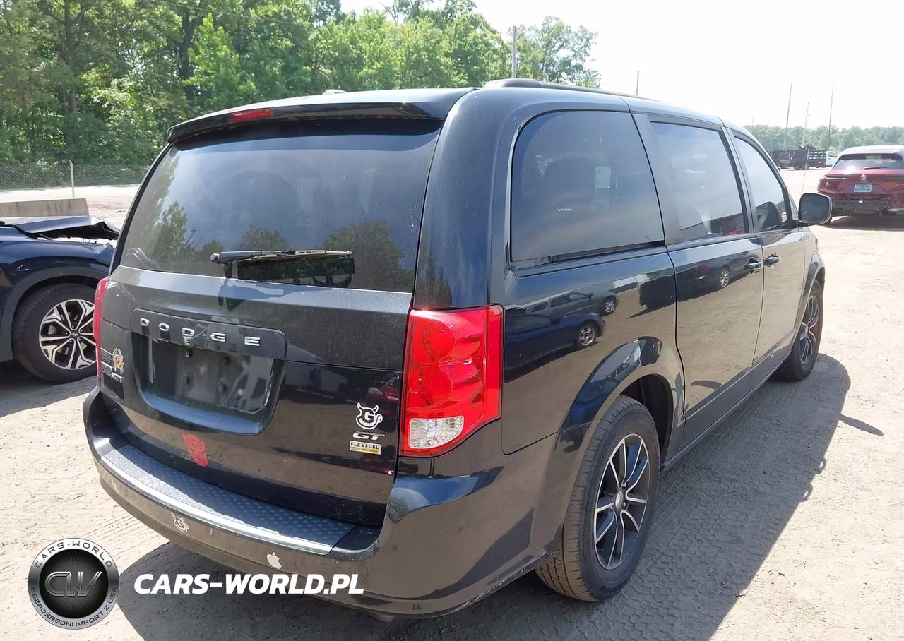 2018 Dodge Grand Caravan Gt VIN:2C4RDGEG1JR249151 - 4