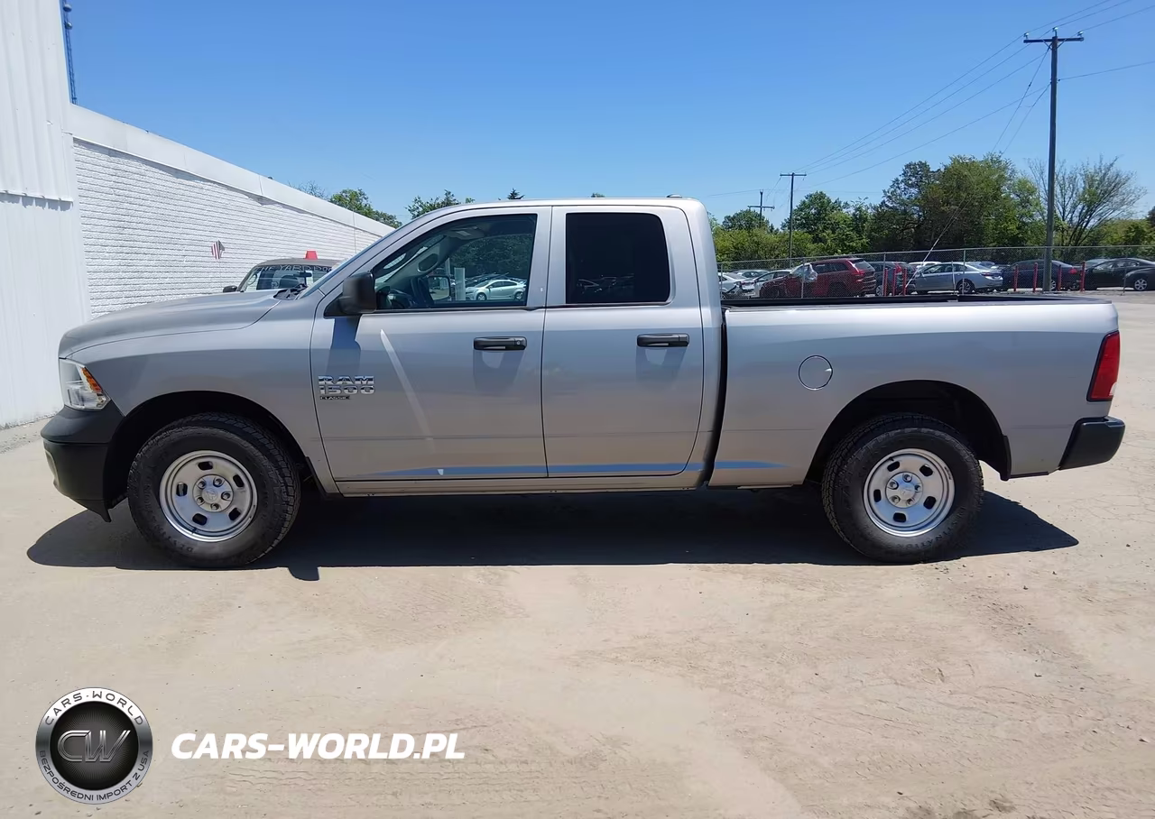 2019 Ram 1500 Classic Tradesman 4X4 6'4 Box VIN:1C6RR7FGXKS645487 - 14