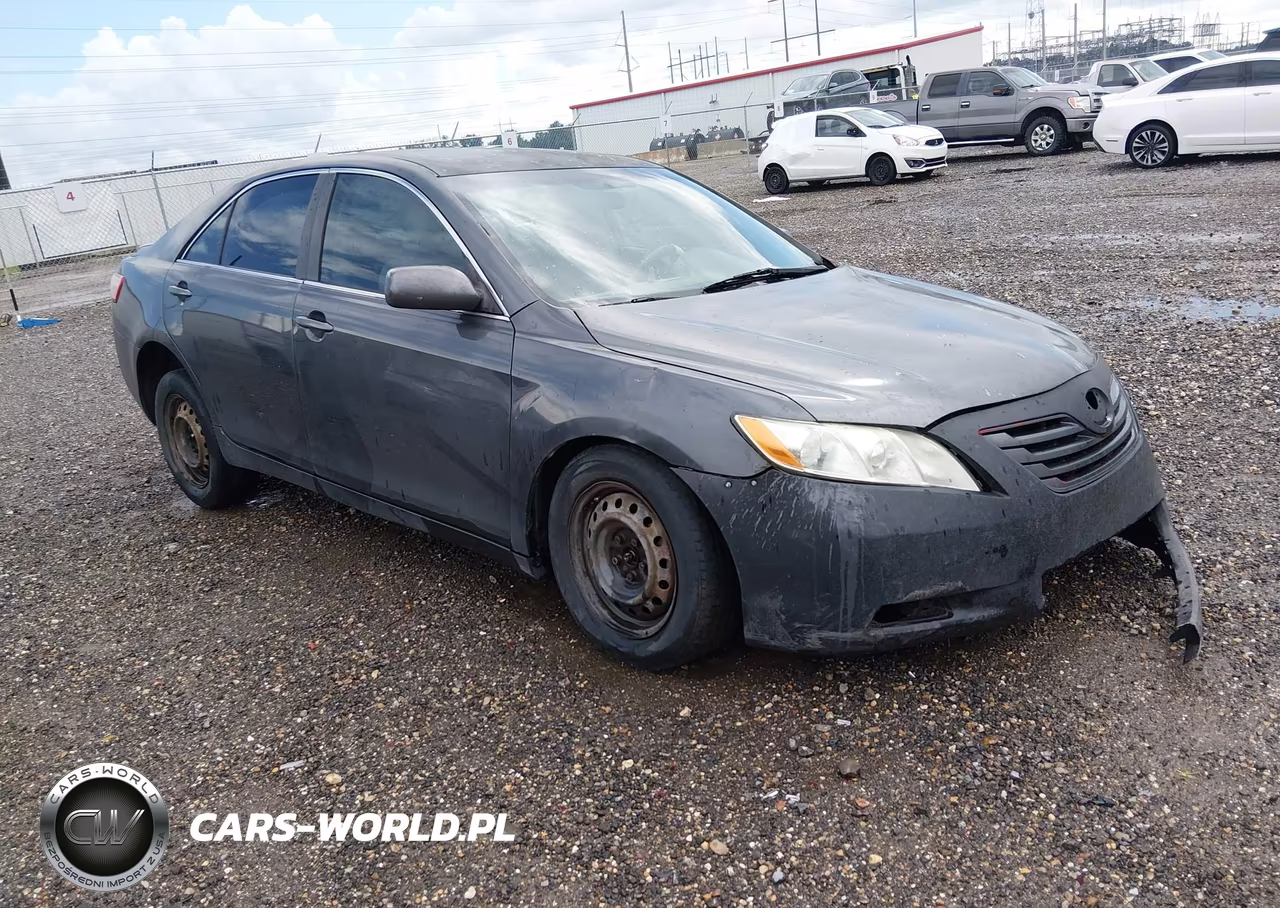 2008 Toyota Camry Le – zdjęcie 1 z 17