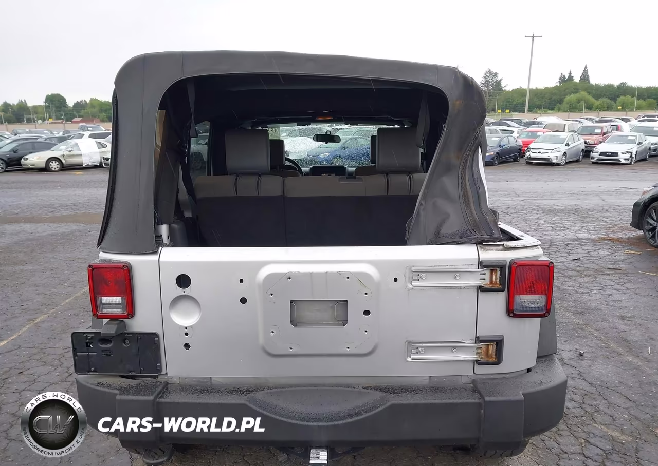 2010 Jeep Wrangler Unlimited Sport VIN:1J4BB3H18AL106921 - 17