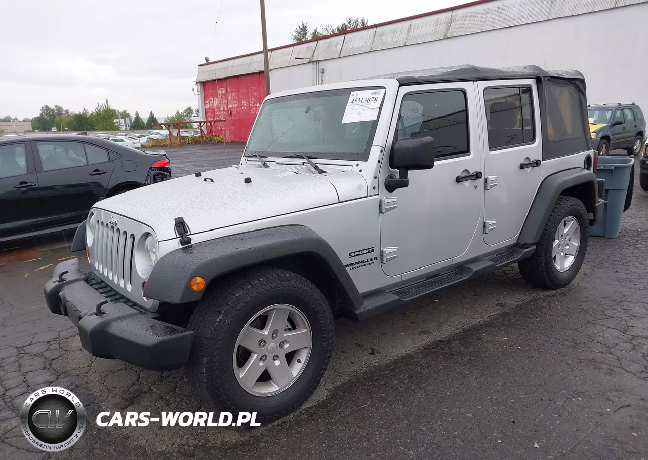 2010 Jeep Wrangler Unlimited Sport VIN:1J4BB3H18AL106921 - 2