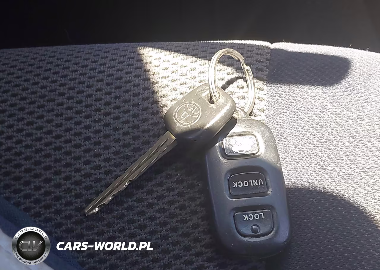 2004 Toyota Camry Se VIN:4T1BE32K24U337077 - 11