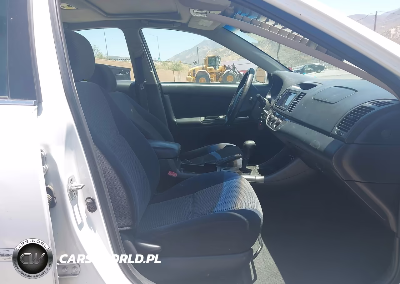2004 Toyota Camry Se VIN:4T1BE32K24U337077 - 5