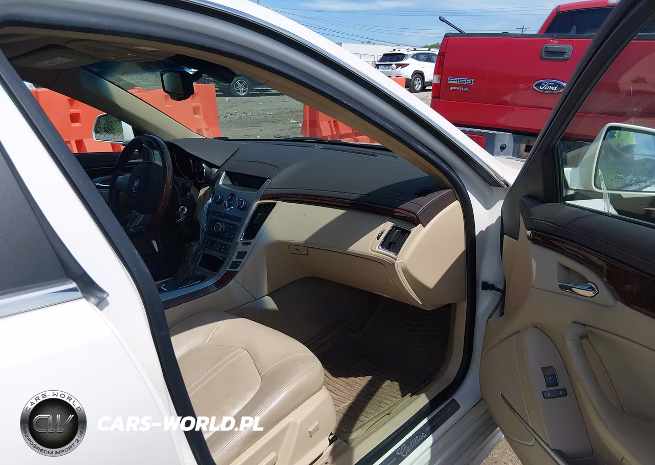 2012 Cadillac Cts Luxury VIN:1G6DE5E56C0100714 - 5