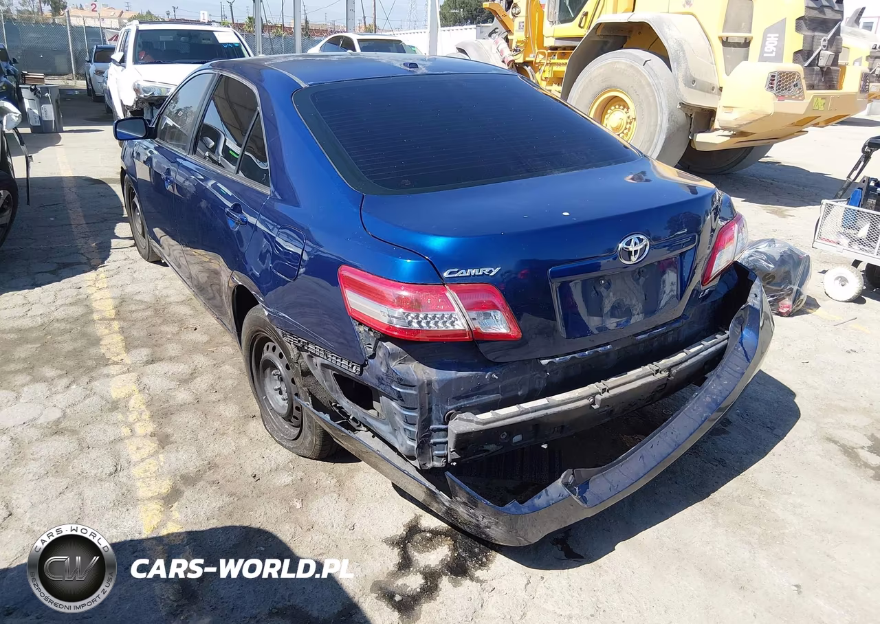2010 Toyota Camry Le VIN:4T4BF3EKXAR004166 - 3