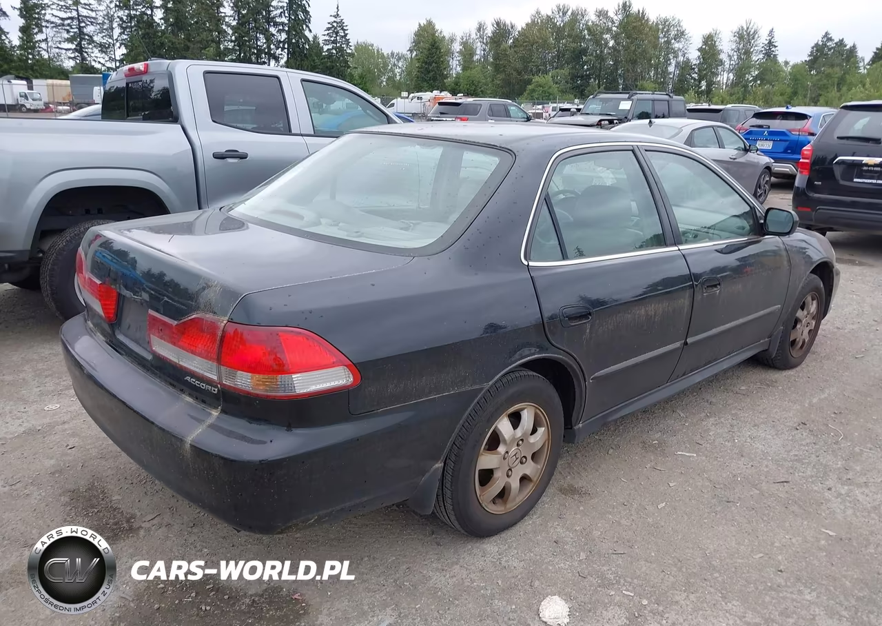 2001 Honda Accord 2.3 Ex VIN:JHMCG56611C026137 - 4