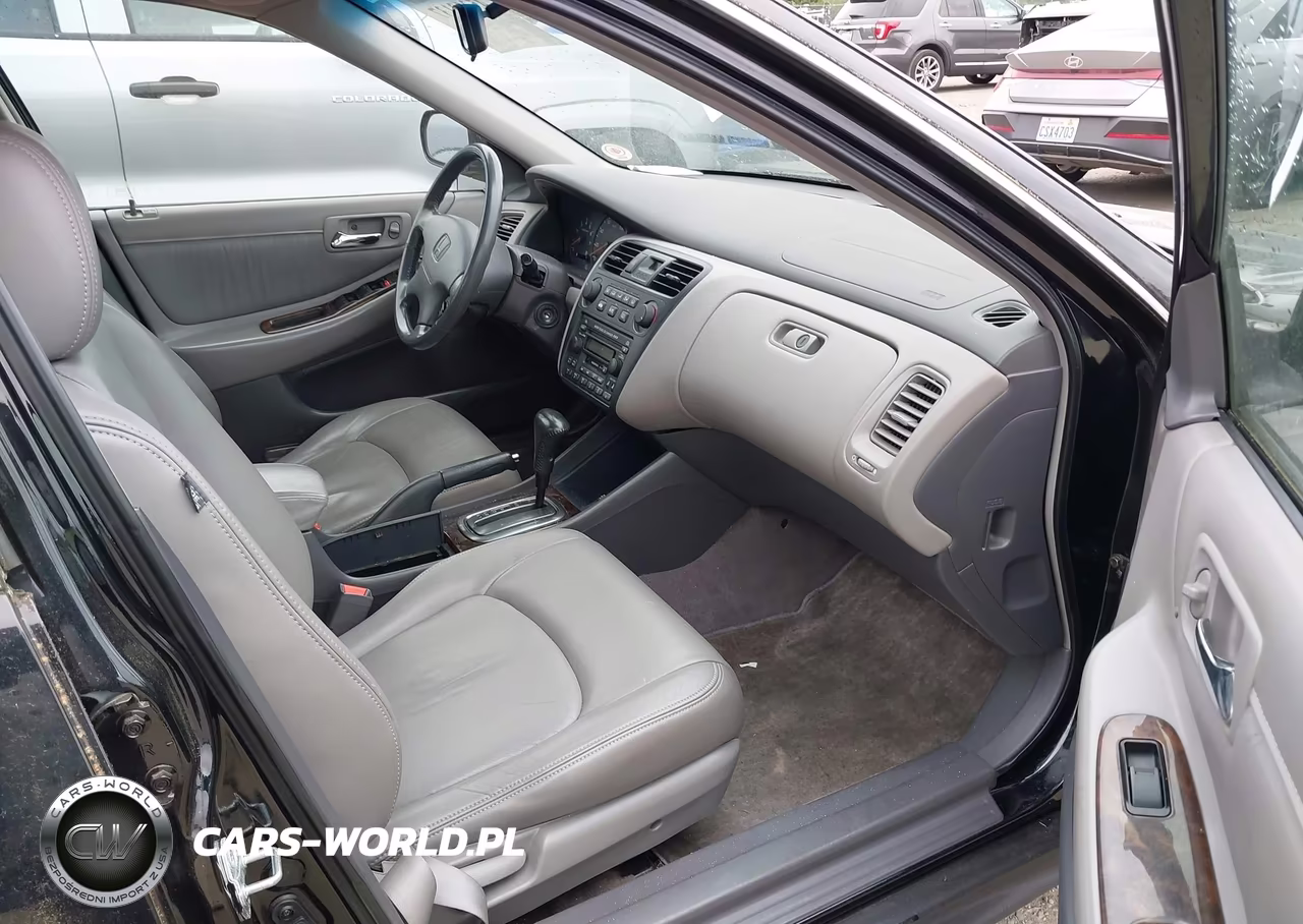 2001 Honda Accord 2.3 Ex VIN:JHMCG56611C026137 - 5