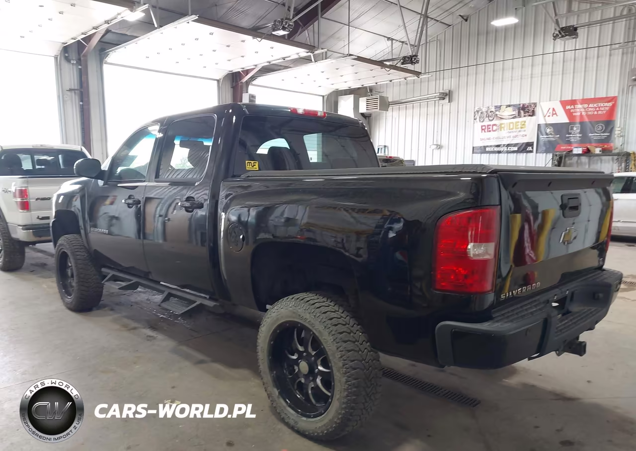 2013 Chevrolet Silverado 1500 Lt VIN:3GCUKSE20DG294213 - 3