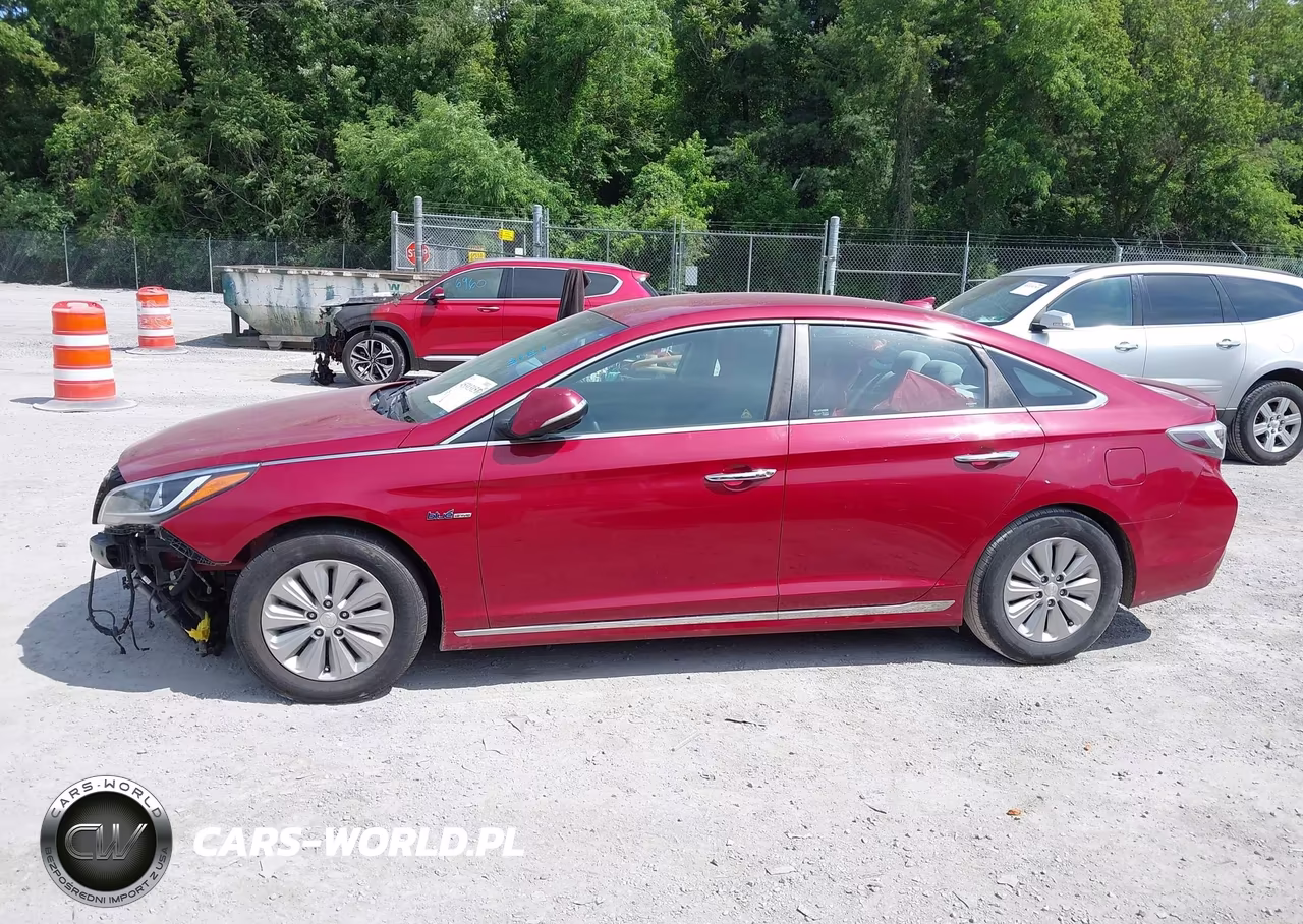 2016 Hyundai Sonata Hybrid Se VIN:KMHE24L19GA016113 - 15
