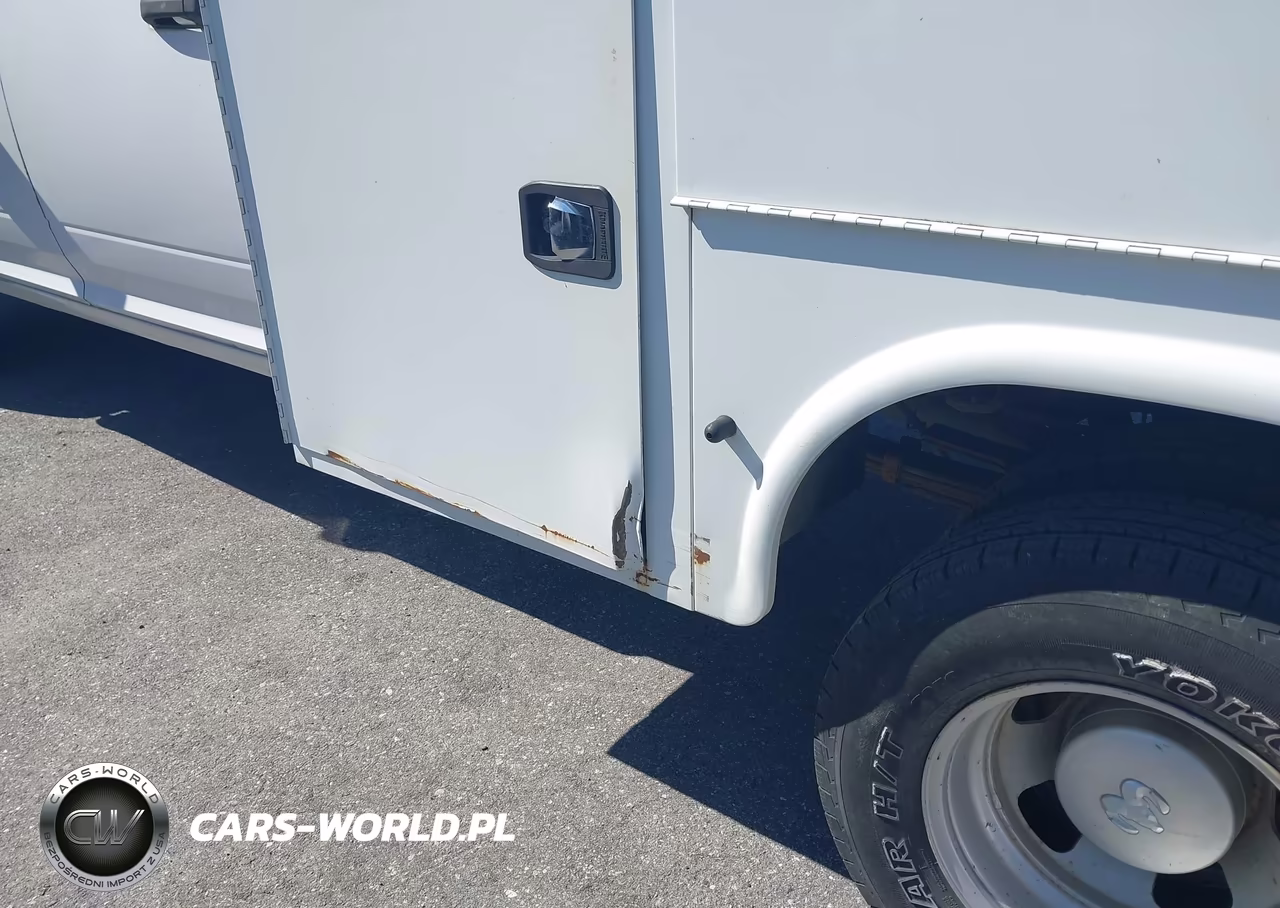 2014 Ram 3500 Chassis Tradesman-Slt-Laramie VIN:3C7WRTCJ9EG301281 - 16