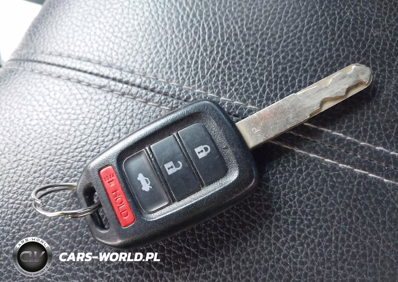 2015 Honda Accord Sport VIN:1HGCR2F59FA015070 - 11