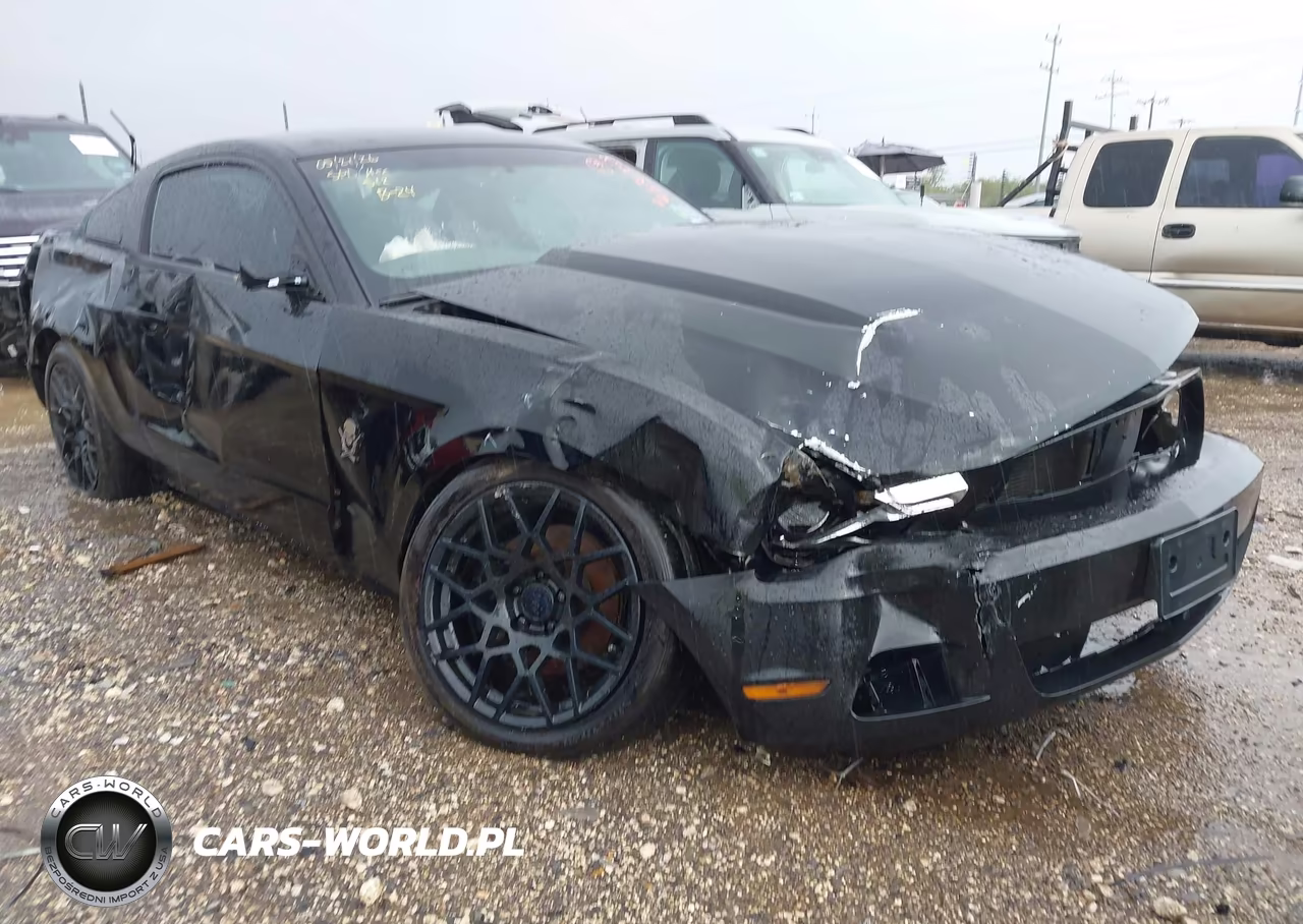 2011 Ford Mustang V6