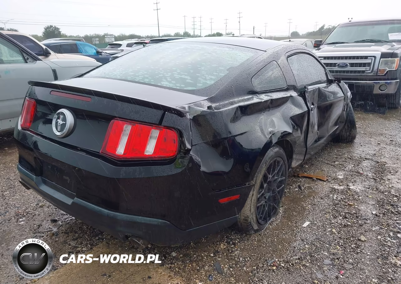 2011 Ford Mustang V6 VIN:1ZVBP8AM9B5151832 - 4