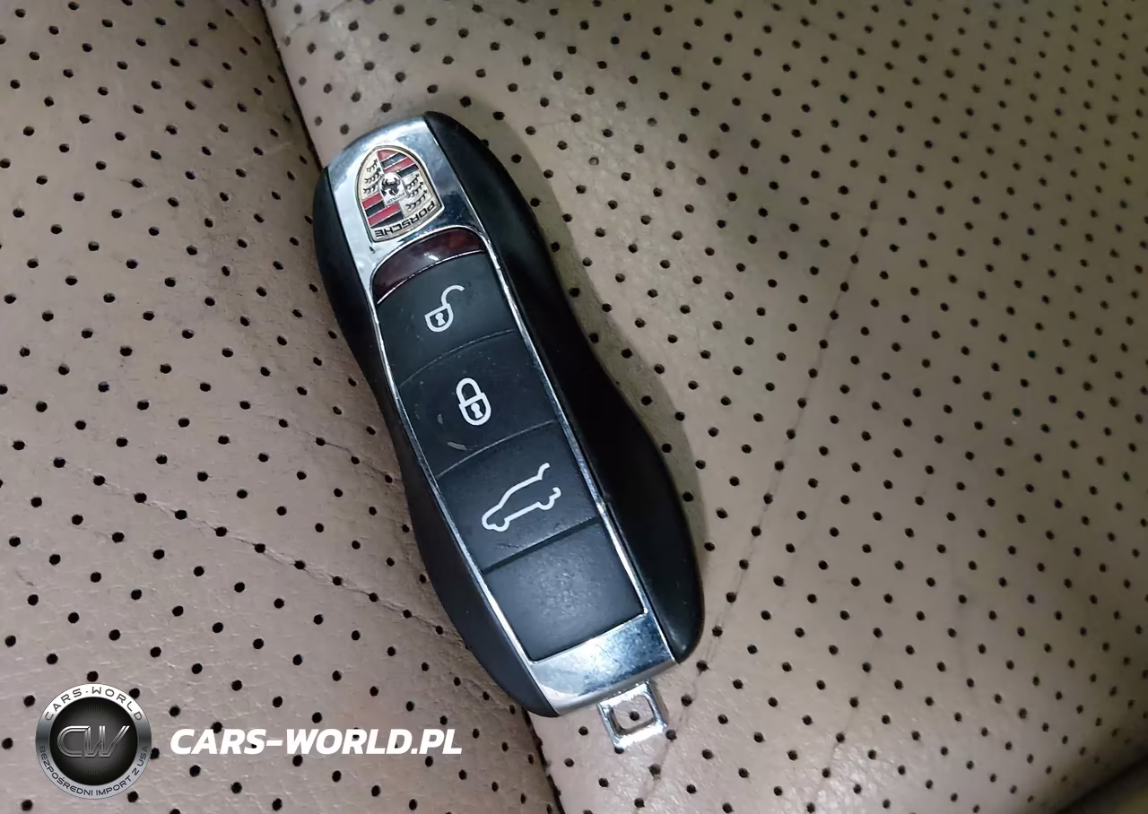 2013 Porsche Cayenne Diesel VIN:WP1AF2A25DLA42360 - 11