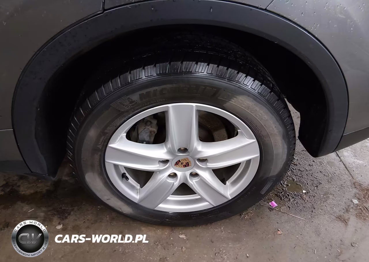 2013 Porsche Cayenne Diesel VIN:WP1AF2A25DLA42360 - 12