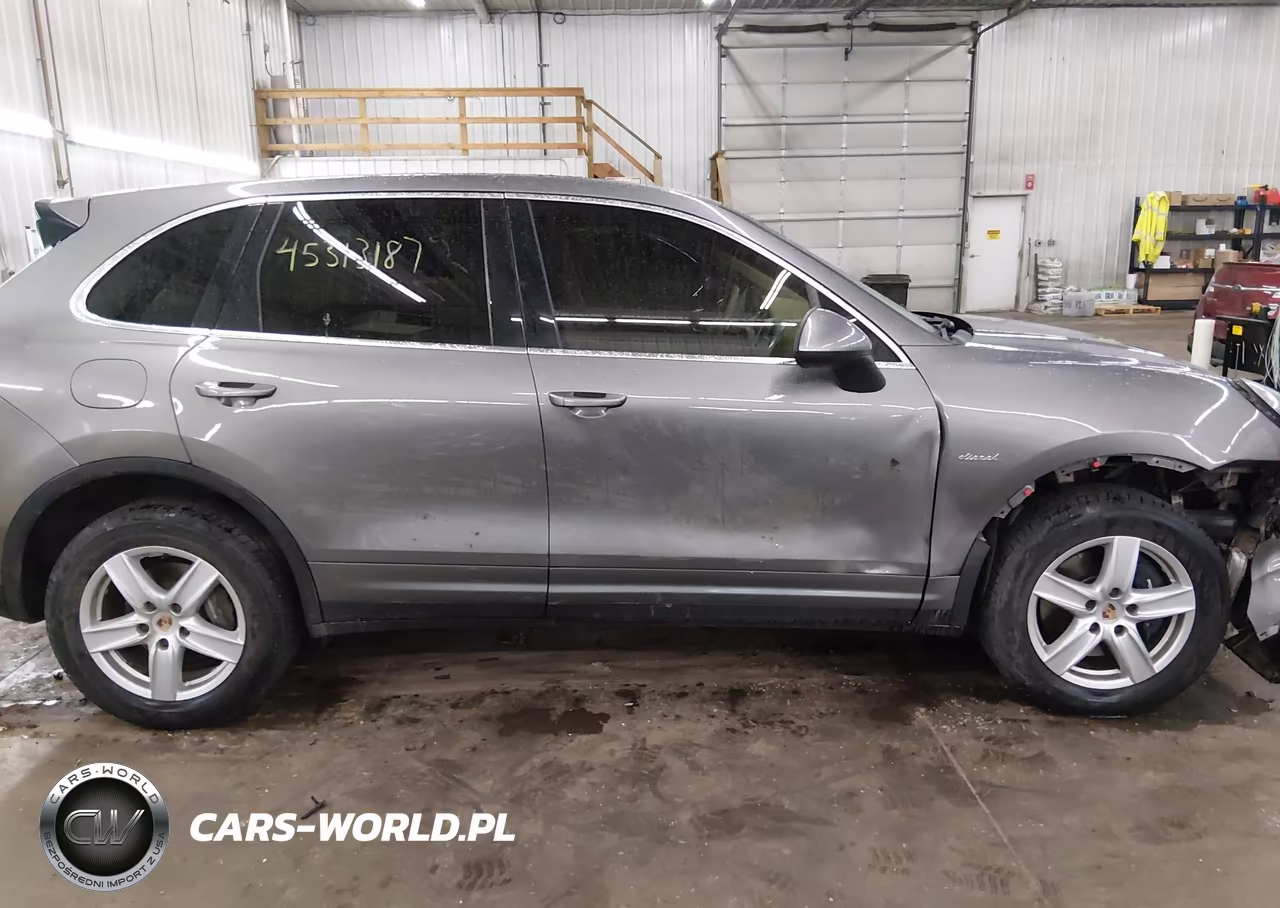 2013 Porsche Cayenne Diesel VIN:WP1AF2A25DLA42360 - 14