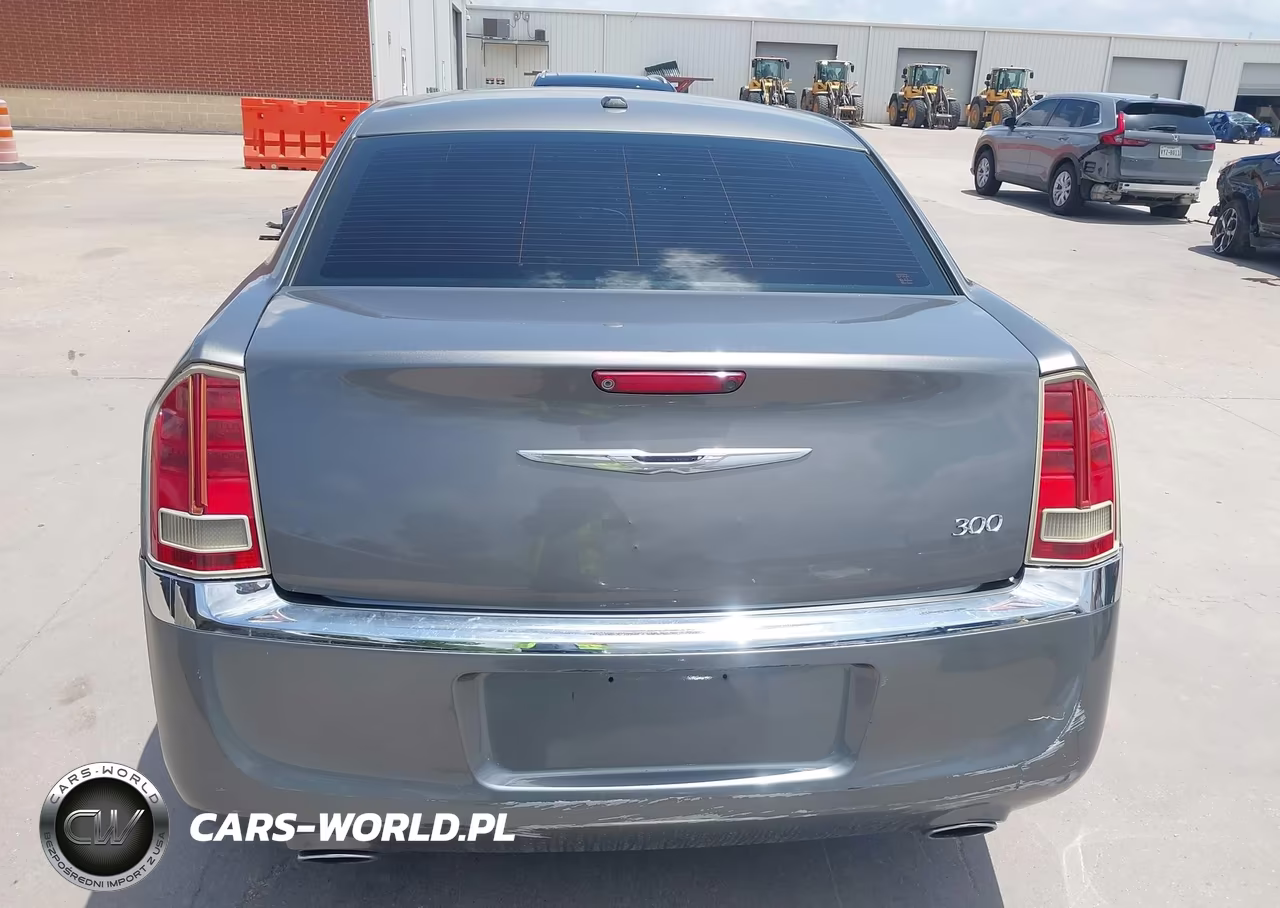 2012 Chrysler 300 Limited VIN:2C3CCACG3CH205870 - 17