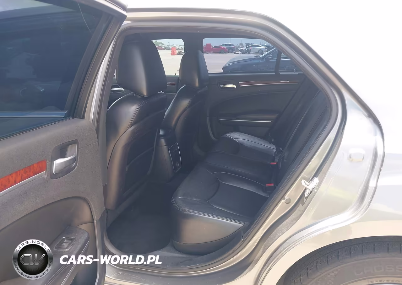 2012 Chrysler 300 Limited VIN:2C3CCACG3CH205870 - 8