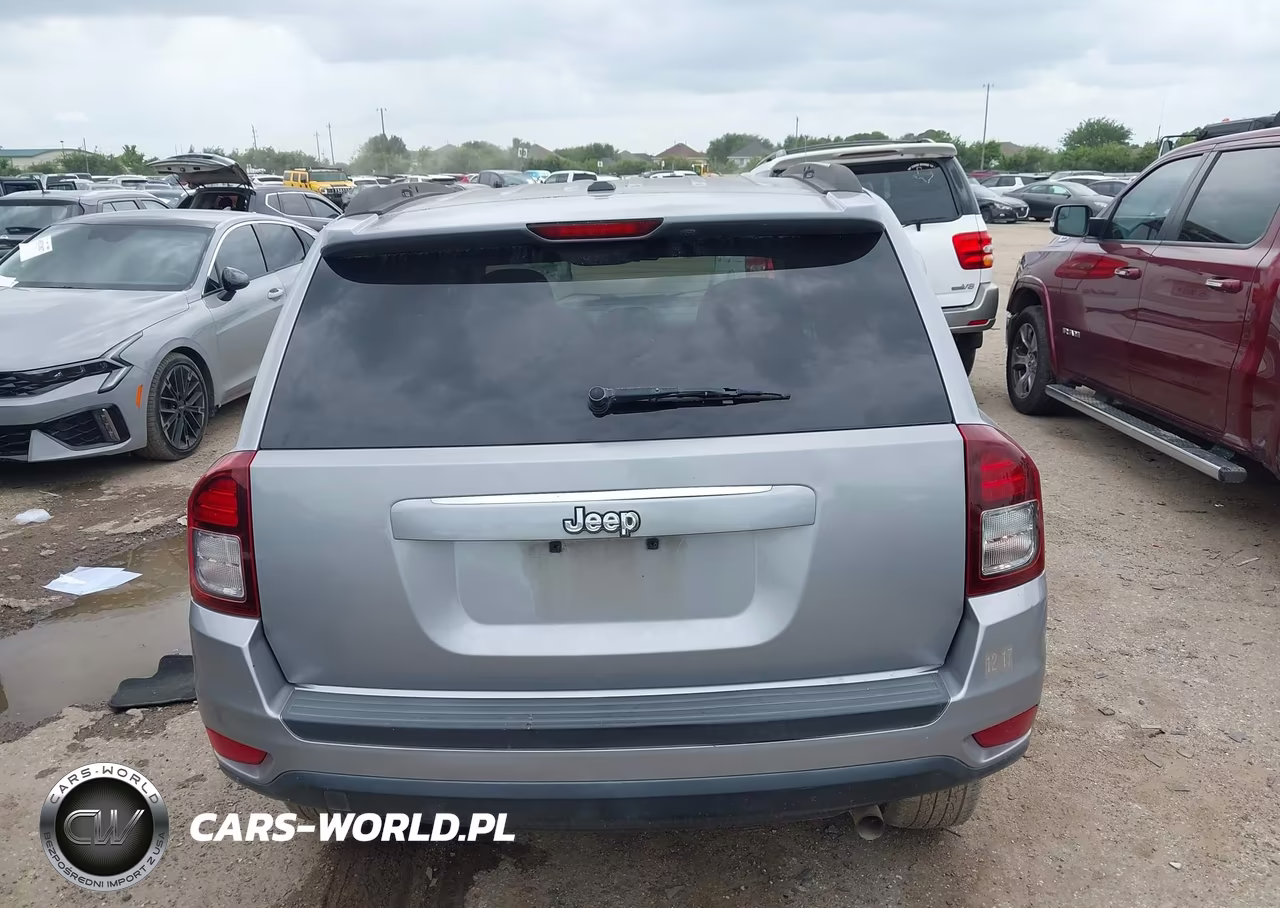 2016 Jeep Compass Sport VIN:1C4NJCBA8GD600553 - 16