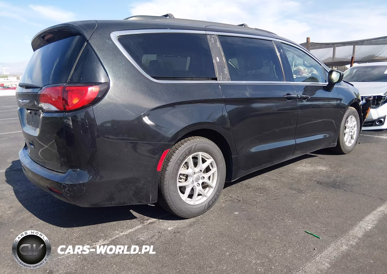 2020 Chrysler Voyager Lxi VIN:2C4RC1DG2LR197484 - 4