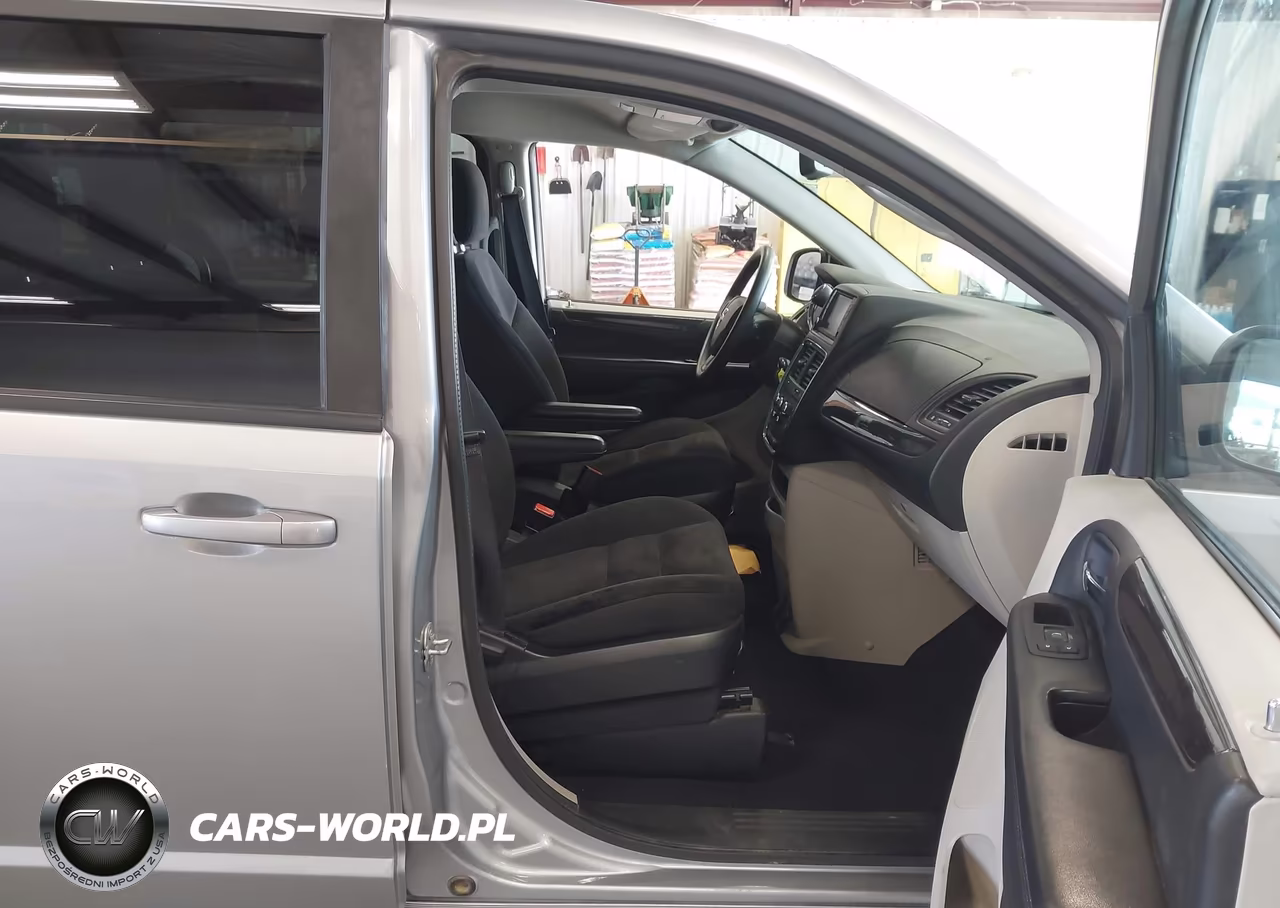 2018 Dodge Grand Caravan Se VIN:2C4RDGBG0JR318612 - 5