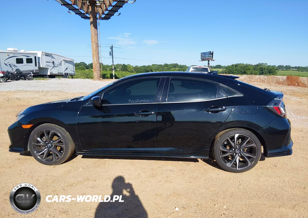 2018 Honda Civic Sport VIN:SHHFK7H49JU419857 - 14