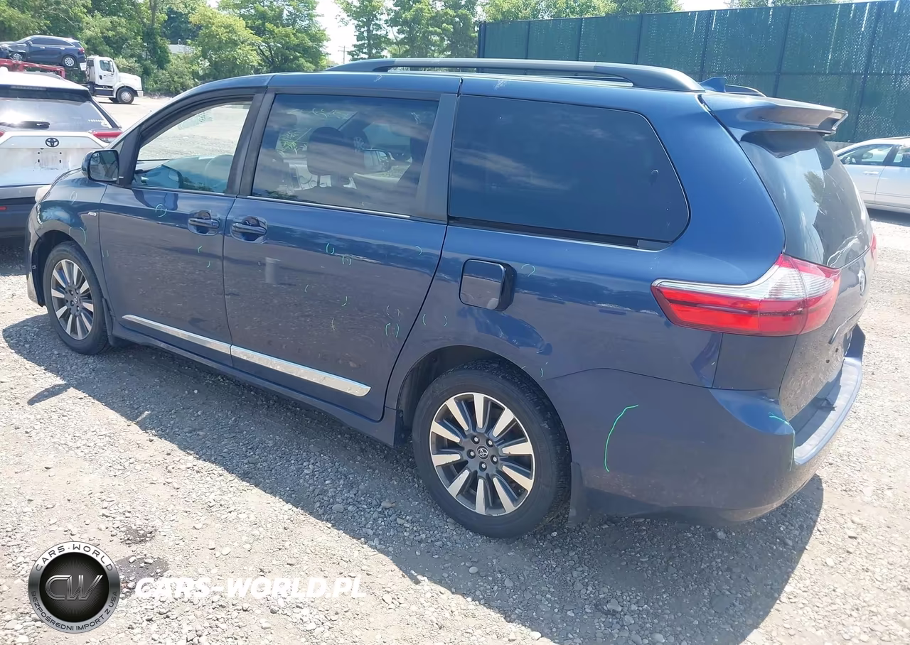 2020 Toyota Sienna Le VIN:5TDJZ3DCXLS241811 - 3