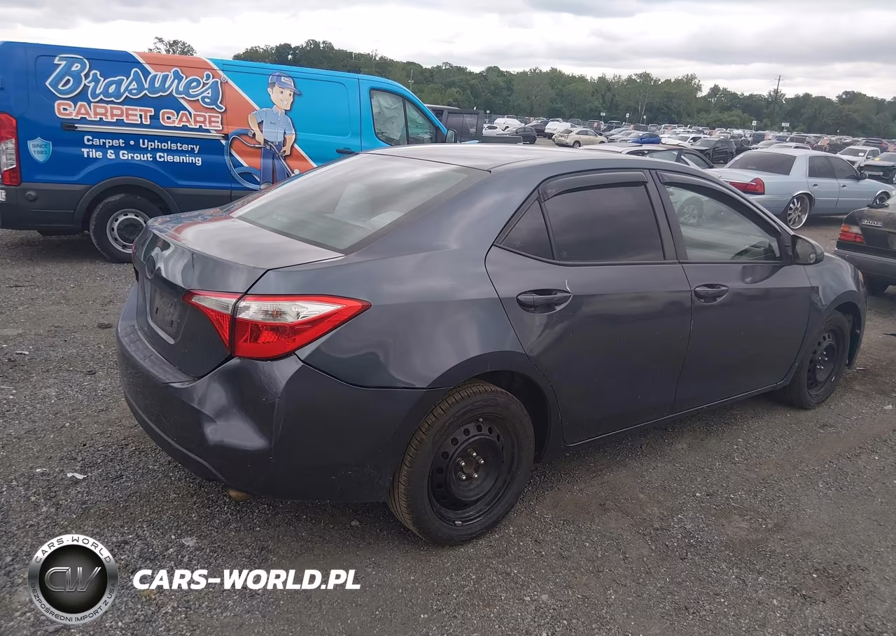 2016 Toyota Corolla Le VIN:2T1BURHE5GC605262 - 4